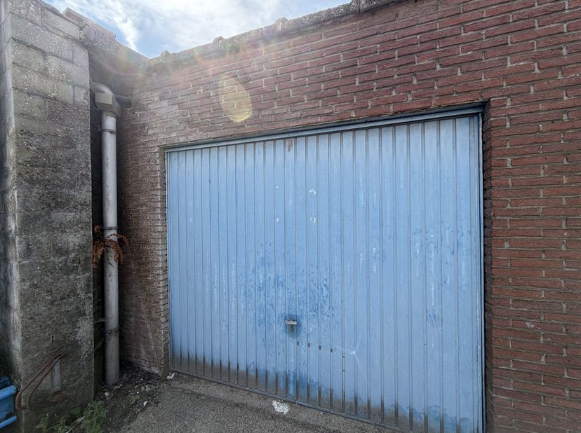 Garagebox 7 te huur in Benninsbrugstraat 22-32 te Wondelem.