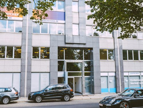                                         Kantoor te huur in Berchem, € 1.750
