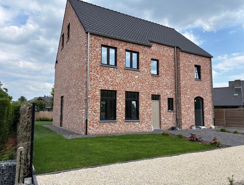                                         Maison à vendre à Lommel, € 897.500
