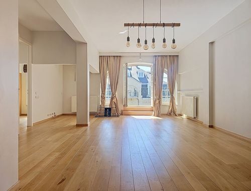                                         Appartement à louer à Uccle, € 2.450
