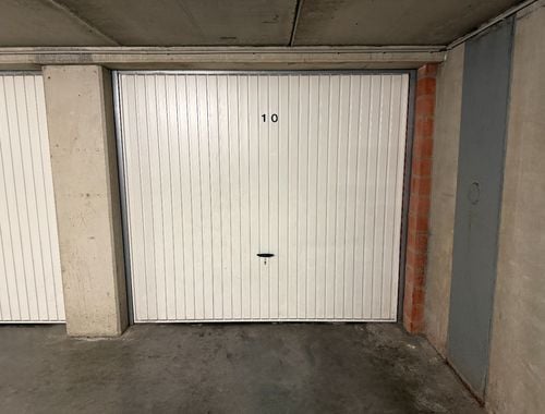                                         Garage à vendre à Bredene, € 38.000
