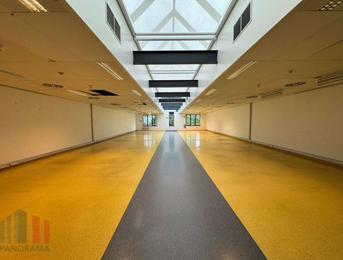                                         Bureaux à louer à Zaventem, € 1.513
