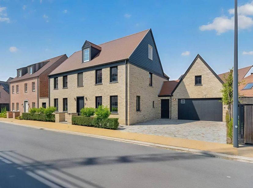 Huis te koop in Vissersknoop 5,
                    8300 Heist