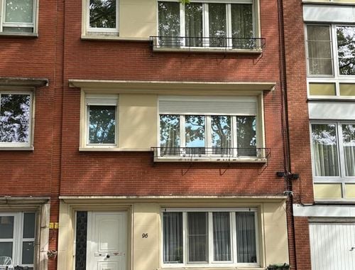                                         Appartement à louer à Borgerhout, € 950
