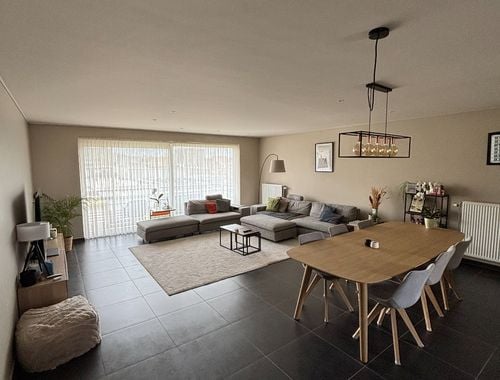                                         Maison à louer à Wevelgem, € 900
