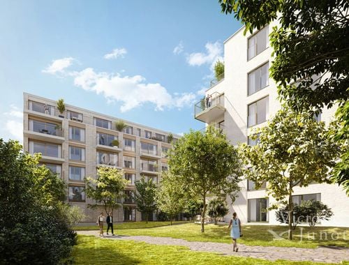                             à
