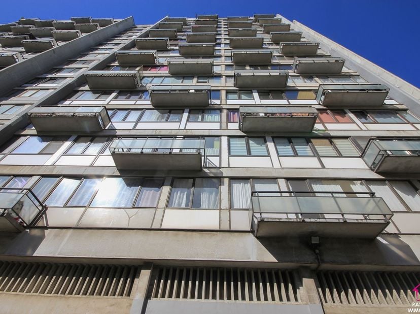 Charmant appartement 1 chambre à vendre, situé au 7ème étage, dans une copropriété sécurisée et arborée.<br />
Ce bien, dune superficie de 66 m², disp