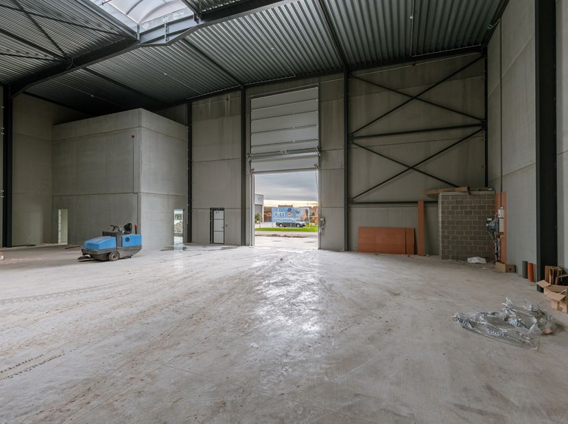 Ontdek het gloednieuwe KMO-project Gruuthuse in Oostkamp.<br />
Dit modern bedrijvenproject bevindt zich op een strategische locatie in het hart van W