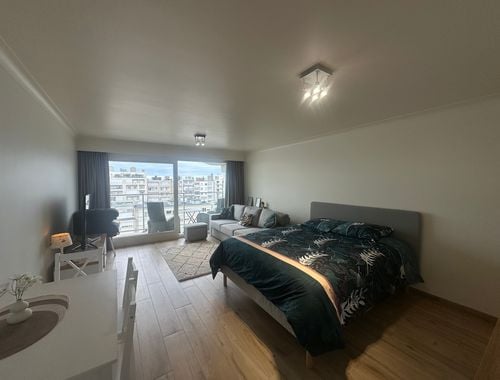                                         Studio à louer à Oostende, € 695
