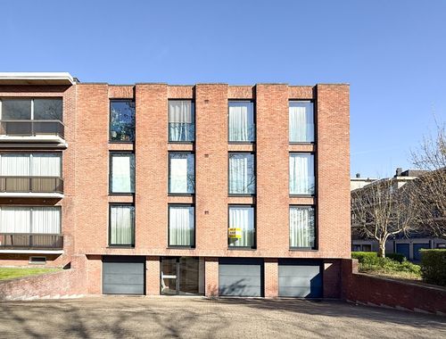                                         Appartement à louer à Beveren-Waas, € 925
