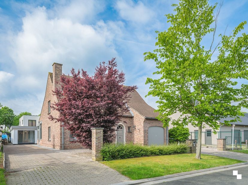 Huis te koop
                    in 9820 Merelbeke
