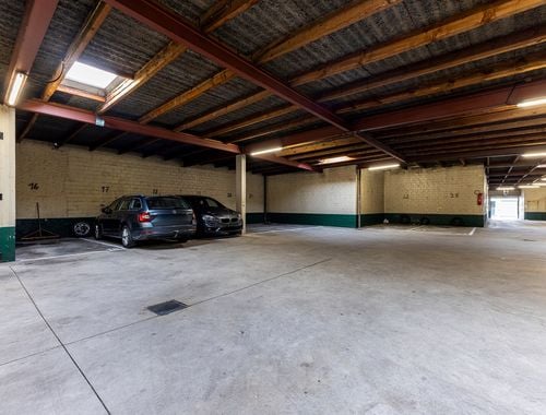                                         Place de stationnement à vendre à Borgerhout, € 27.500
