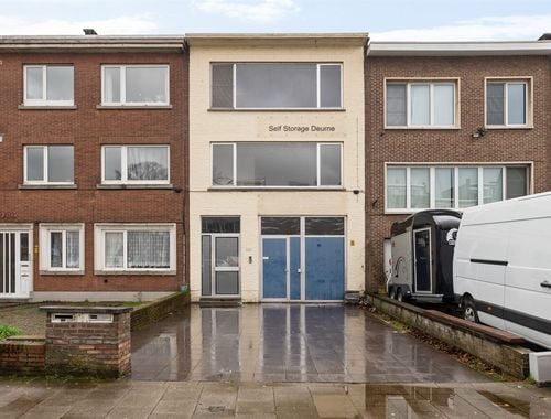                                         Bedrijfsgebouw te koop in Deurne, € 475.000
