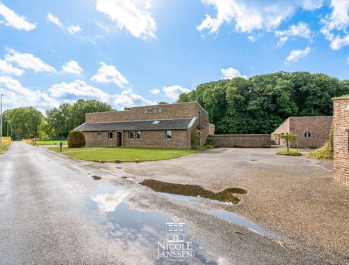                                         Woning te koop in Dilsen-Stokkem, € 695.000
