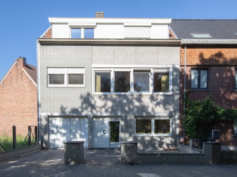 Huis te koop in Ferdinand Snellaertplein 2,
                    9040 Sint-Amandsberg