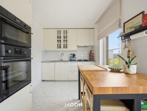                                         Appartement te koop in Hoboken, € 259.000

