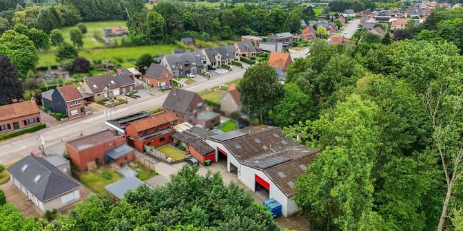 Bien professionnel à vendre à Hellestraat 83, 9190 Stekene