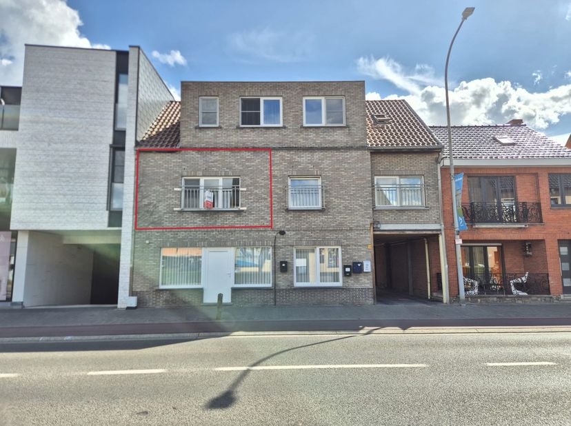 Bezoeken kunnen niet telefonisch ingepland worden, huurprofiel is verplicht: klik op BEZOEK AANVRAGEN via de volgende link: en maak een huurprofiel aa