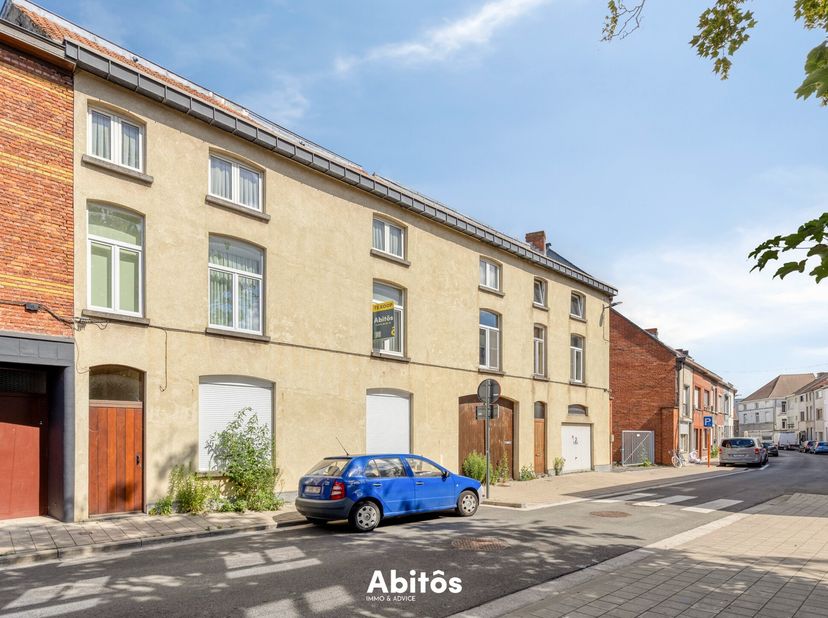 Bien professionnel à vendre à Biezenstuk 30-38,
                    9000 Gent