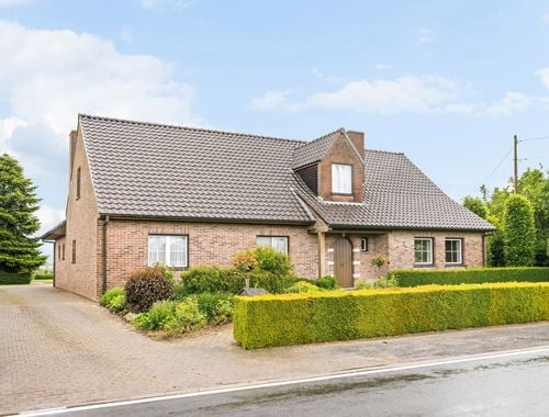                                         Woning te koop in Heestert, € 489.000
