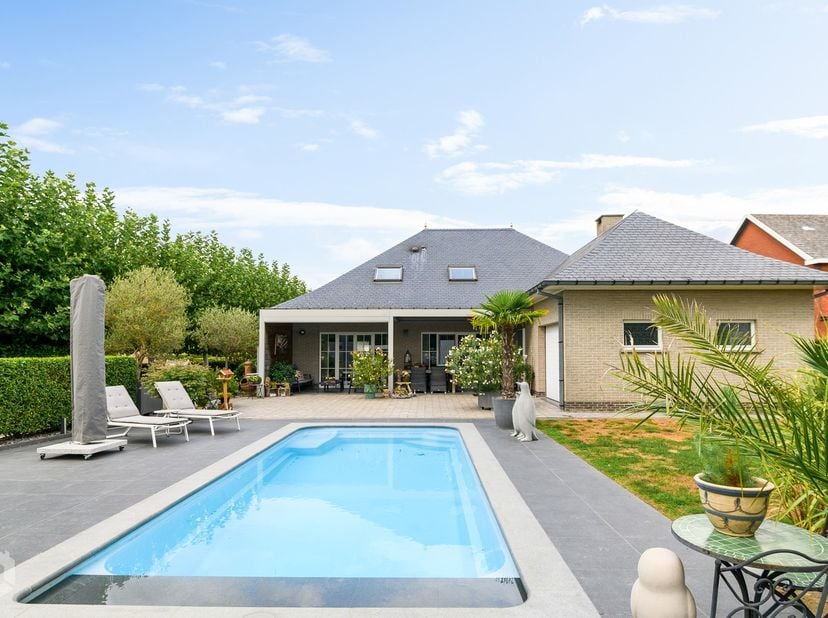 Huis te koop in Slameuterstraat 24A,
                    2861 Onze-Lieve-Vrouw-Waver
