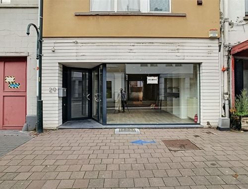                                         Bien commercial à louer à Tervuren, € 1.350
