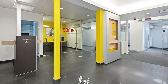 Bien professionnel à vendre à Kerkplein, 8800 Roeselare
