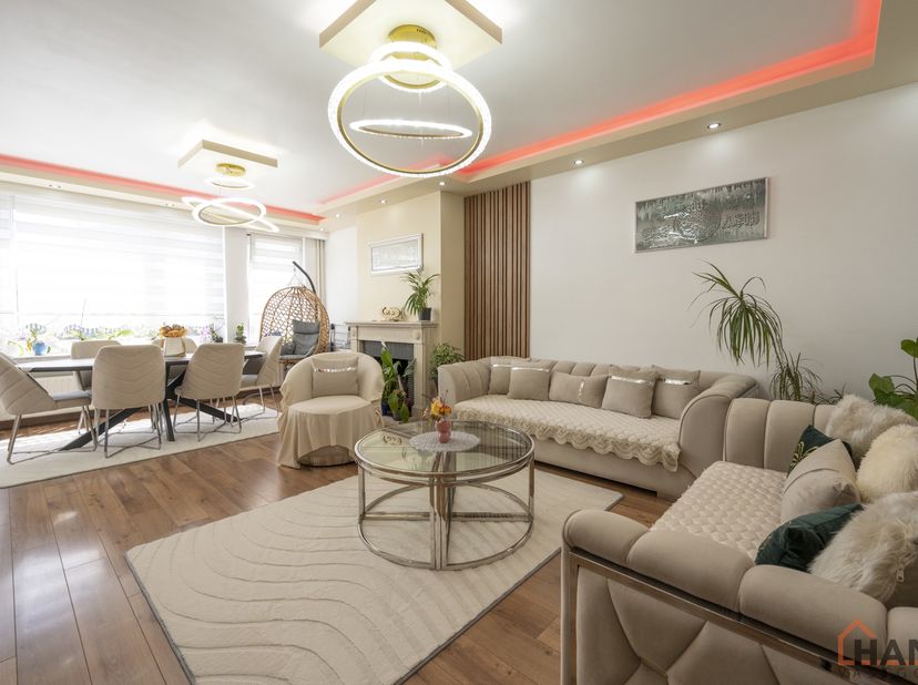 Appartement à vendre
                    à 2170 Merksem