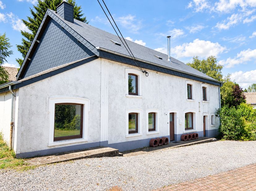 Maison à vendre à Vieille Chaussée 19,
                    6800 Moircy