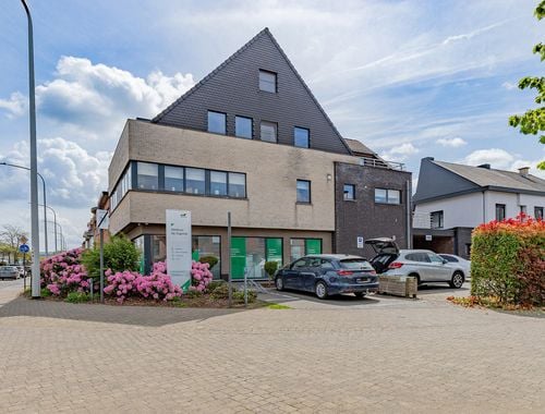                                         Kantoor te koop in Aalst, € 430.000

