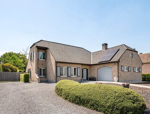                                         Woning te koop in Leest, € 695.000
