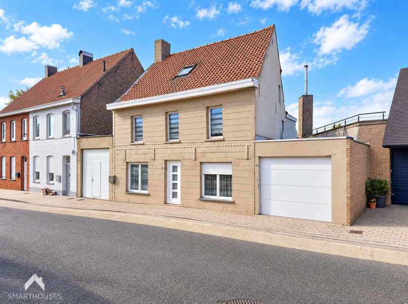 Huis te koop in Gentstraat 63,
                    8760 Meulebeke