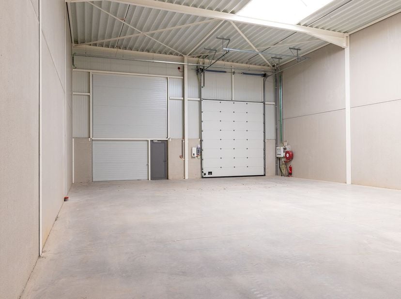 Bien professionnel à vendre
                    à 3720 Kortessem