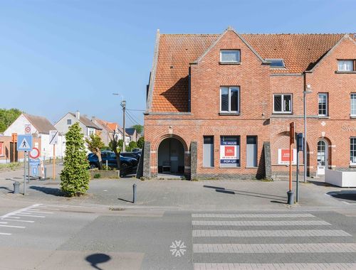                                         Kantoor te huur in De Pinte, € 1.000
