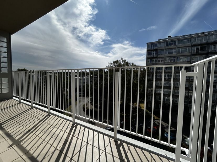 Appartement te koop in ,
                    1050 Elsene