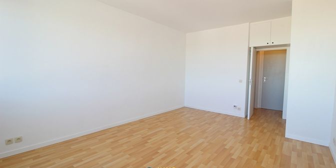 Appartement te koop in Avenue des Casernes 39, 1040 Etterbeek