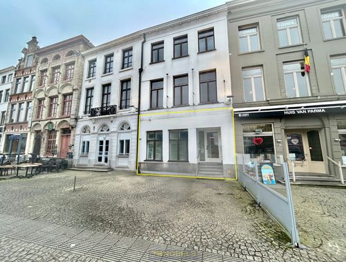                                         Espace de bureaux à louer à Oudenaarde, € 1.800
