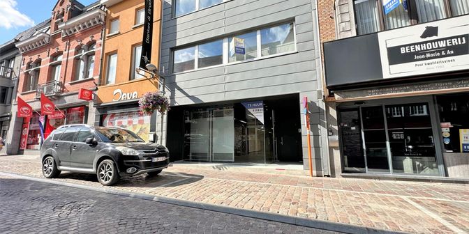 Bedrijfsvastgoed te huur in Kortrijkstraat 9, 8700 Tielt