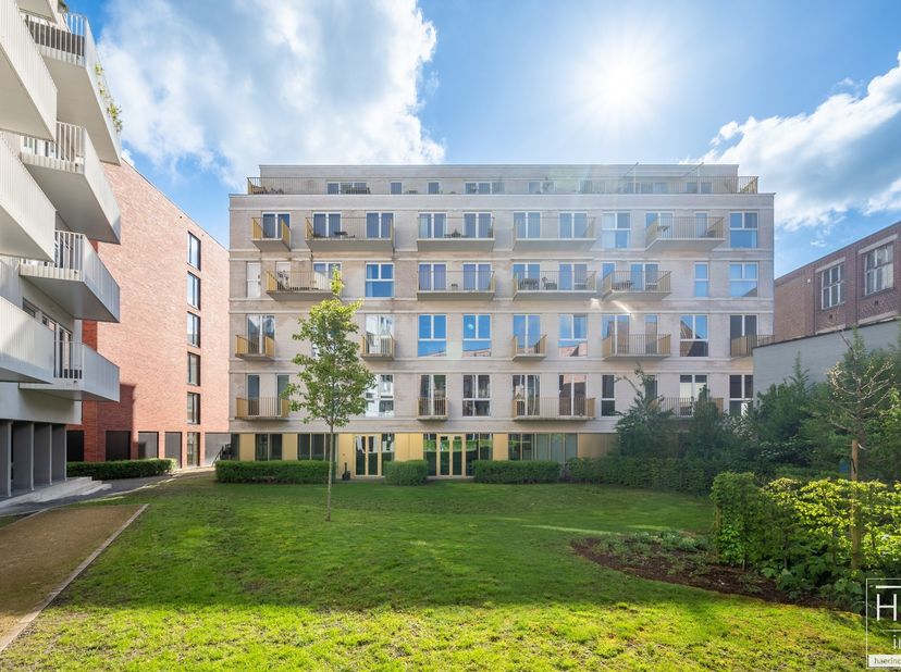 Appartement te huur in Sint-Janslaan 6 bus 33,
                    8500 Kortrijk