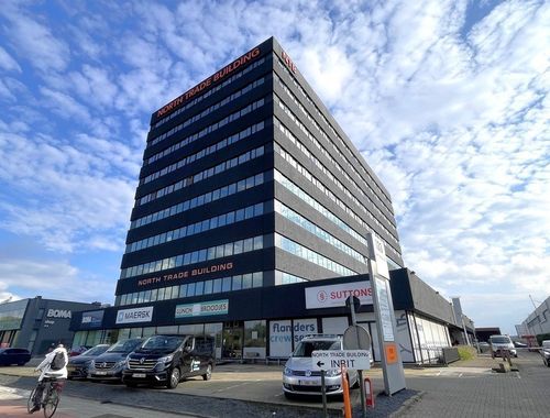                                         Bureaux à louer à Antwerpen, € 5.655,83
