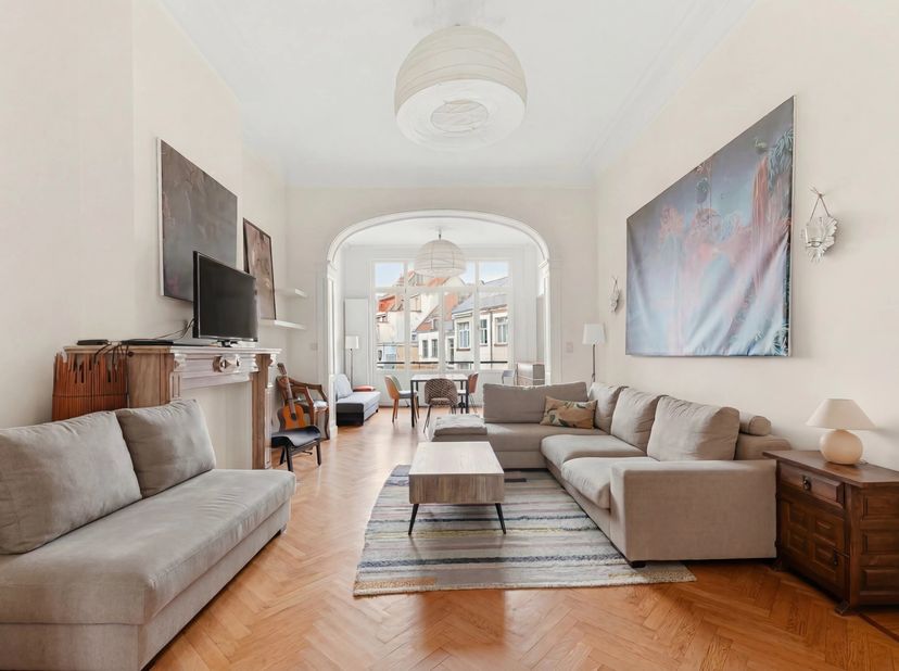 Appartement te koop in ,
                    1050 Elsene