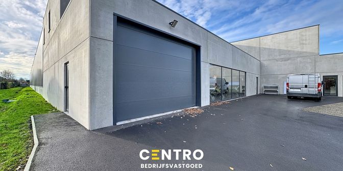 Bien professionnel à vendre à Schatting 27, 8210 Zedelgem