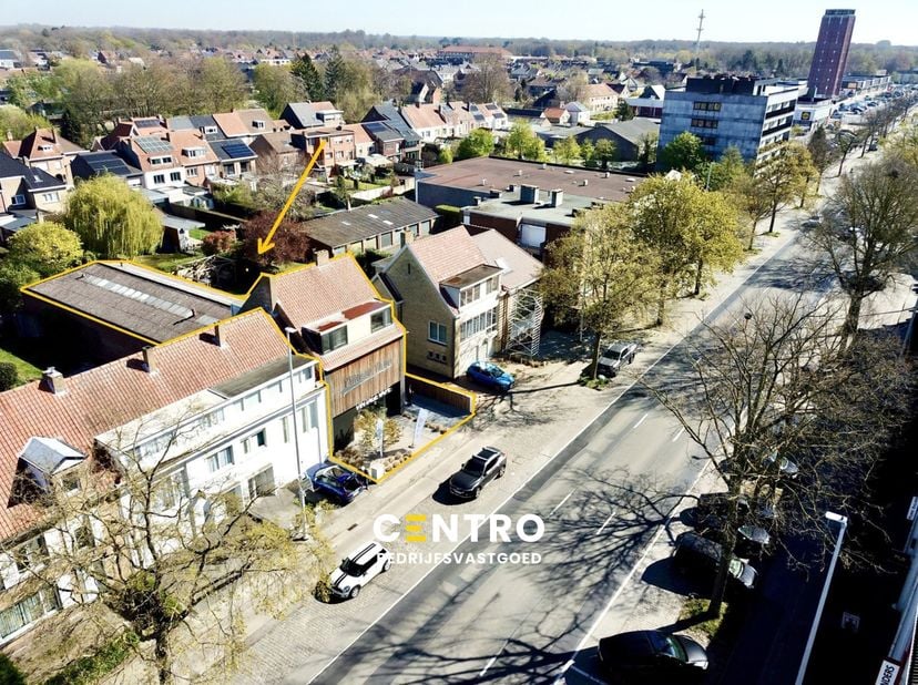 Bien professionnel à vendre
                    à 8310 Sint-Kruis