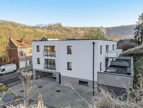                                         Appartement à vendre à Forêt, € 209.500
