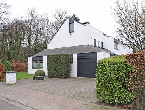                                         Villa te koop in Aartselaar, € 748.000
