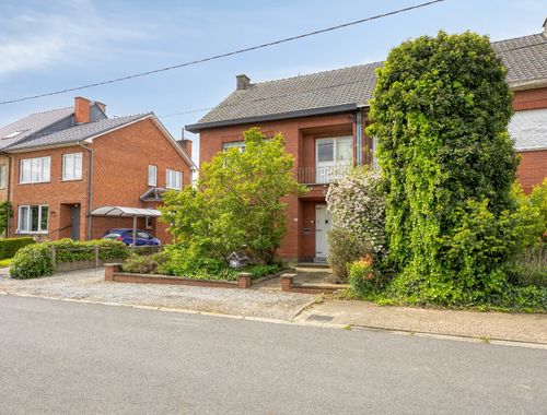                                         Maison unifamiliale à vendre à Webbekom, € 230.000
