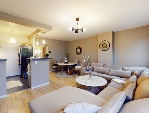                                         Appartement te koop in Jette, € 210.000
