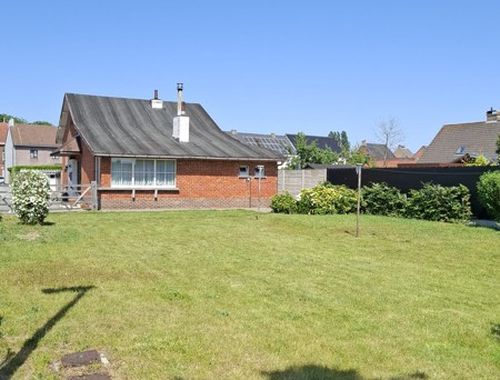                                         Bouwgrond te koop in Overmere, € 310.000
