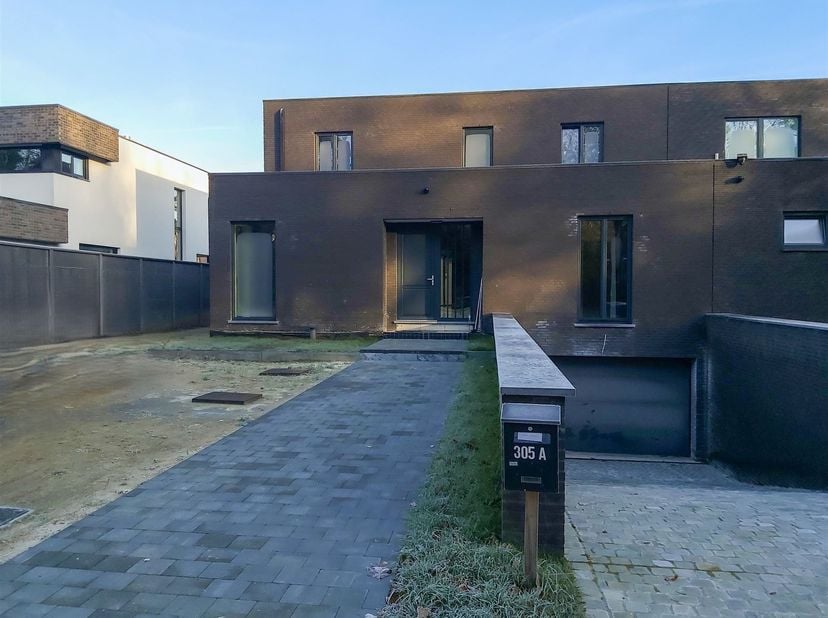 Huis te huur in Joseph Smeetslaan 305A,
                    3630 Mechelen-aan-de-Maas