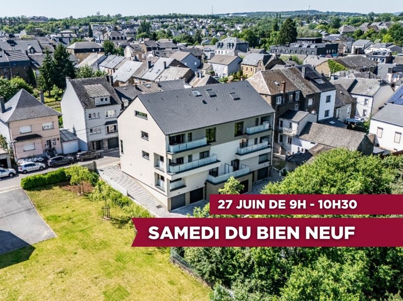 ERA B-LUX biedt dit prachtige gelijkvloerse nieuwbouwappartement te koop aan, gelegen op de begane grond van een modern complex met 6 woningen, gebouw